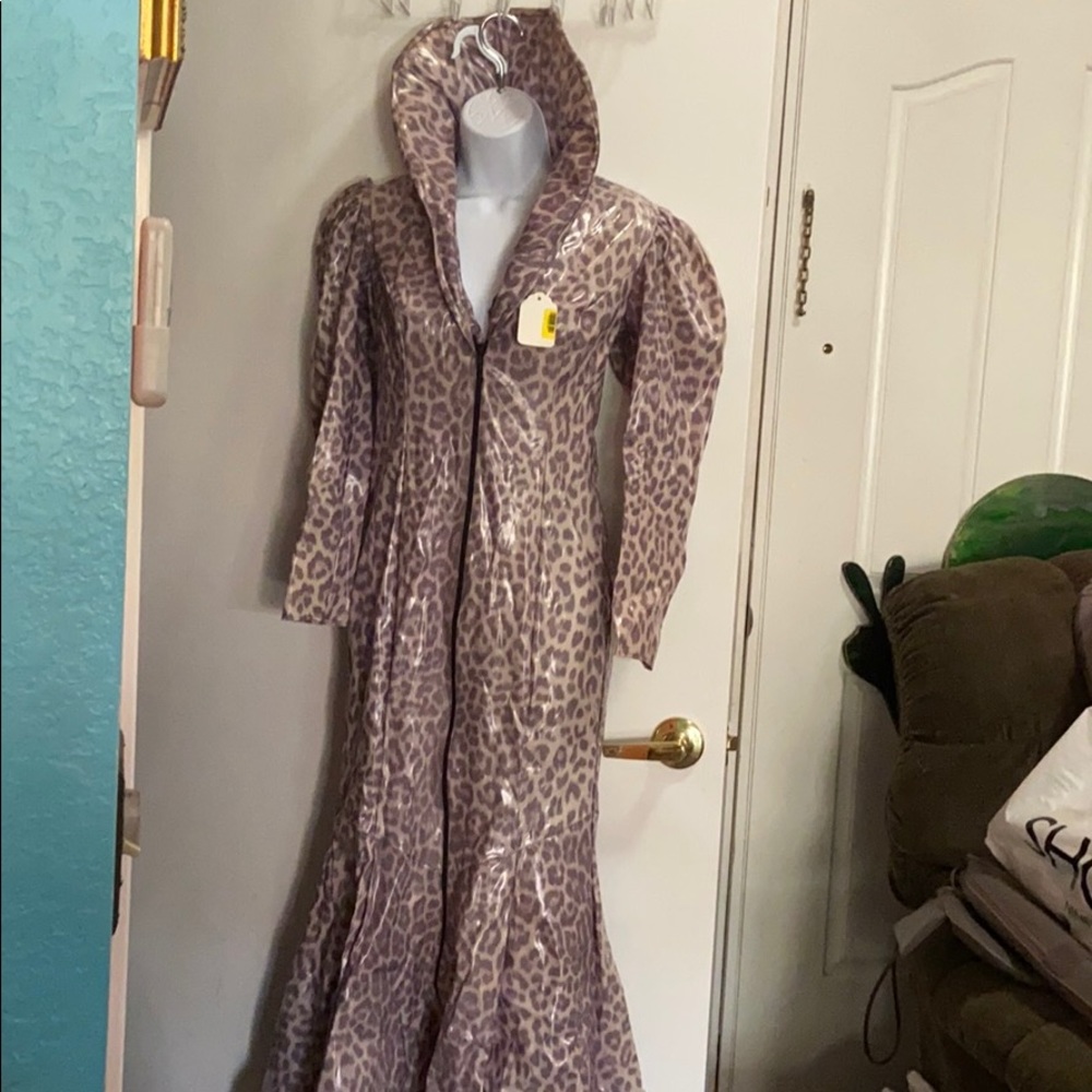 Dress long animal print plastic